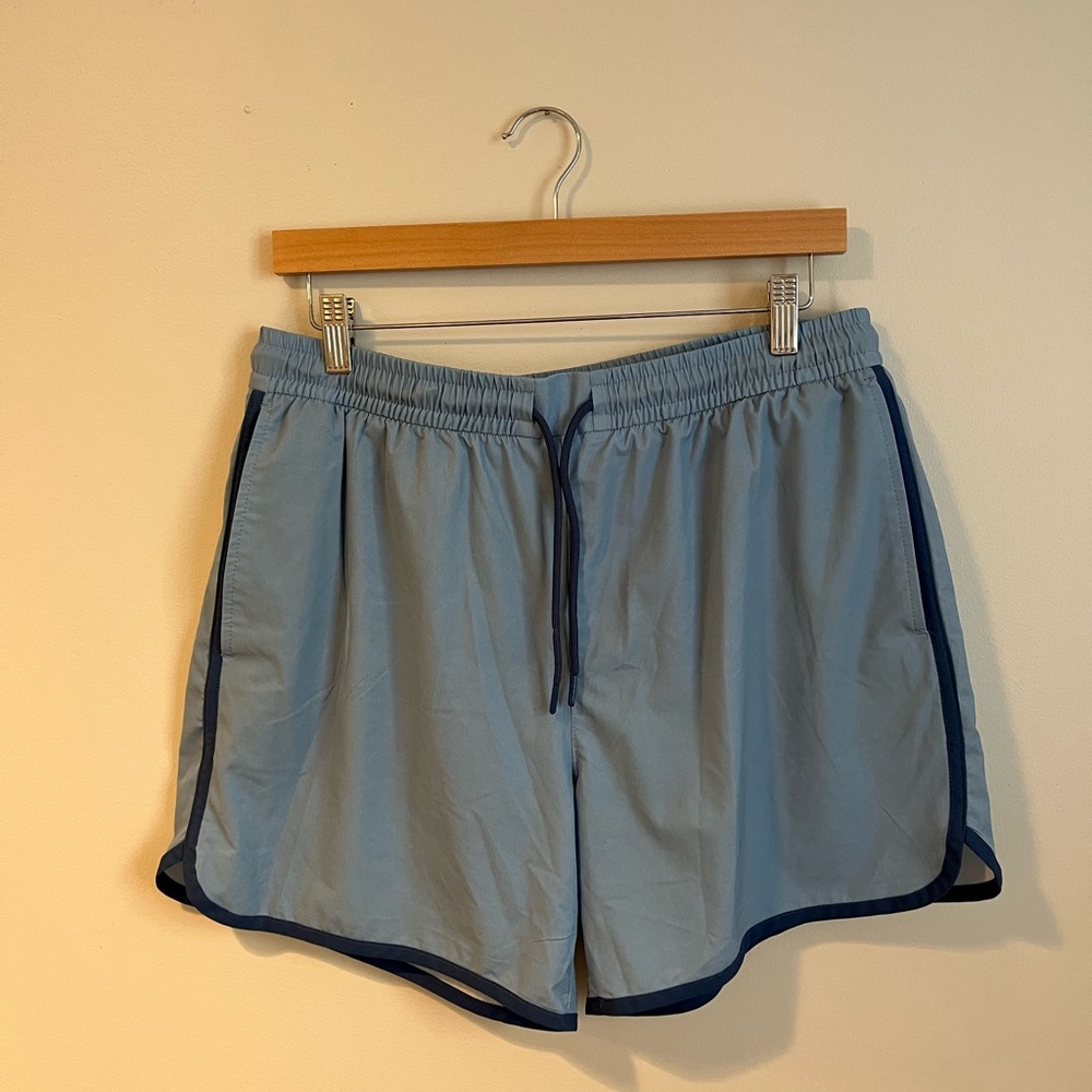 Abercrombie and Fitch Men’s Relaxed Stretch Blue Shorts